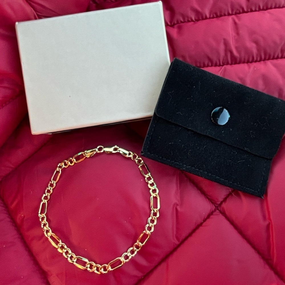 Brand New Jewelry Atelier 14K Solid Yellow Gold Filled Figaro Chain Bracelet
